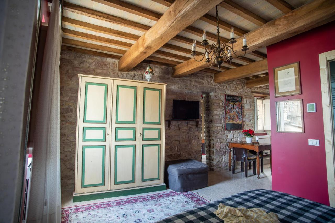 Hotel La Viola Di Assise Extérieur photo
