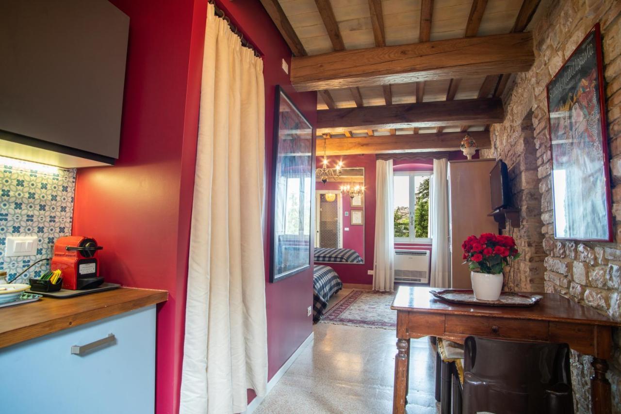 Hotel La Viola Di Assise Extérieur photo