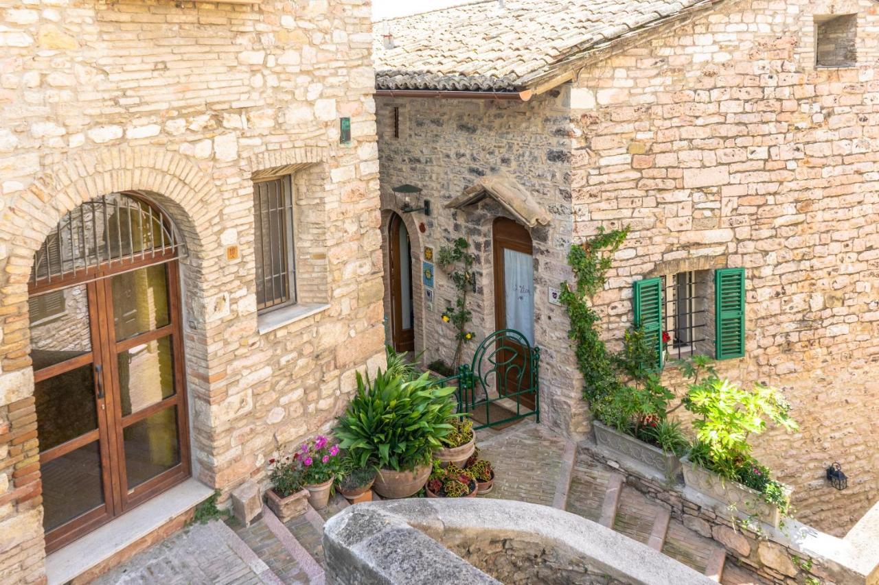 Hotel La Viola Di Assise Extérieur photo