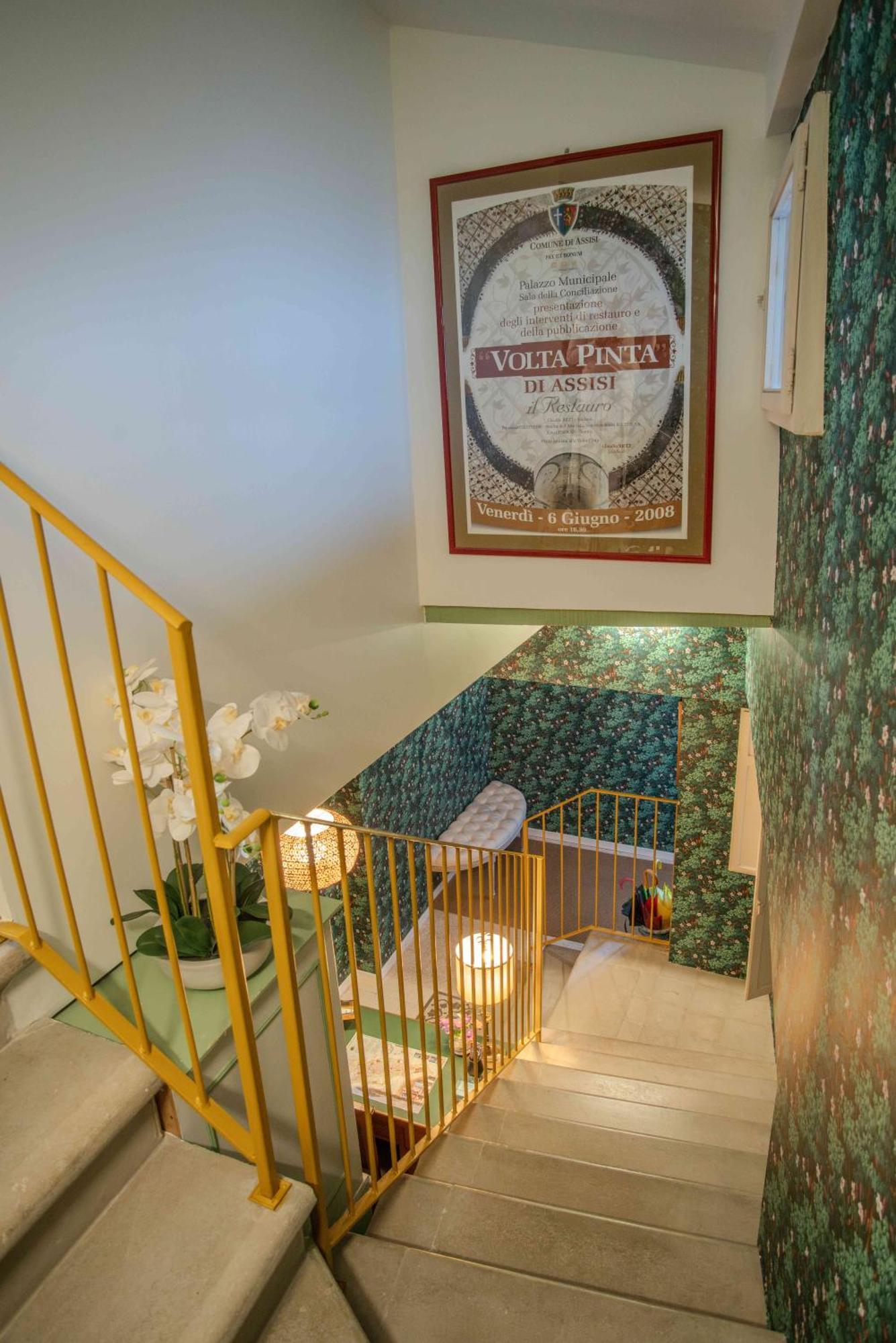Hotel La Viola Di Assise Extérieur photo
